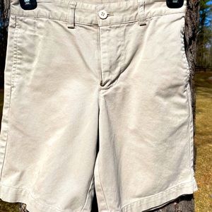 Boys Vineyard Vines Khaki Shorts Size 8